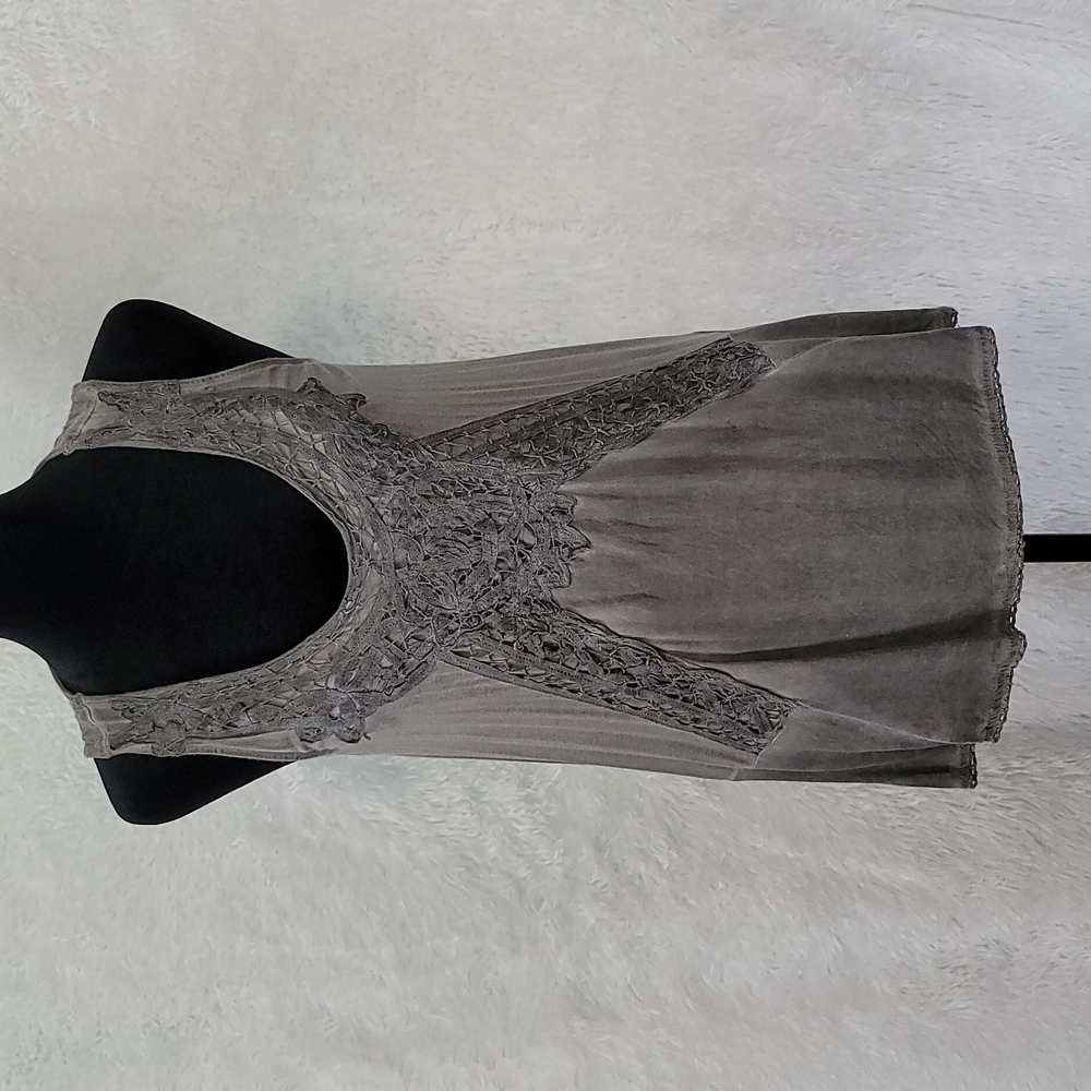 Knox Rose Sleeveless Tank Top w/|Light Gray|Scoop Neck|Longer in back|XS